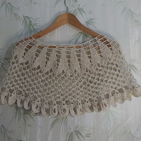 Hand made crochet! Red lace bolero - Picture 5 of 7